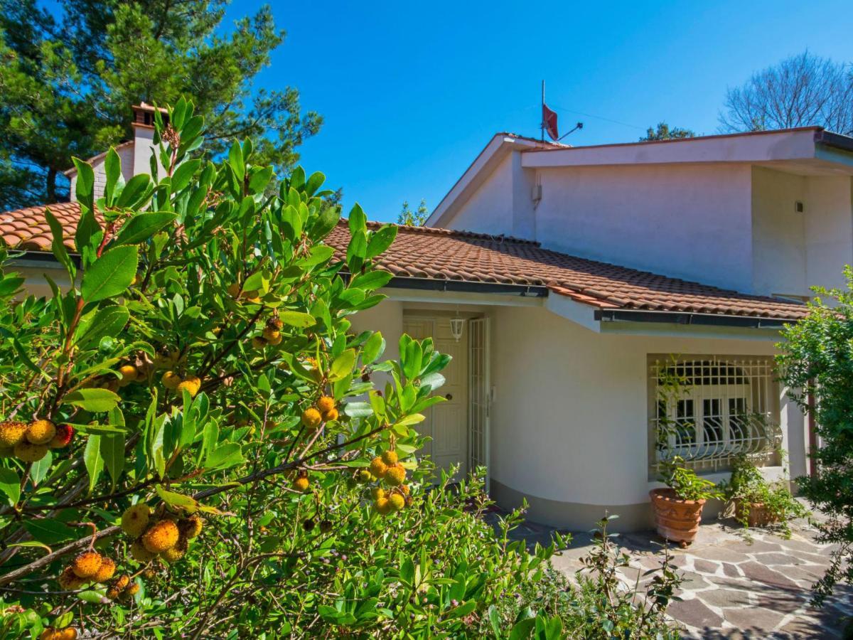 Villa La Casa Vivente By Interhome ليفورنو المظهر الخارجي الصورة